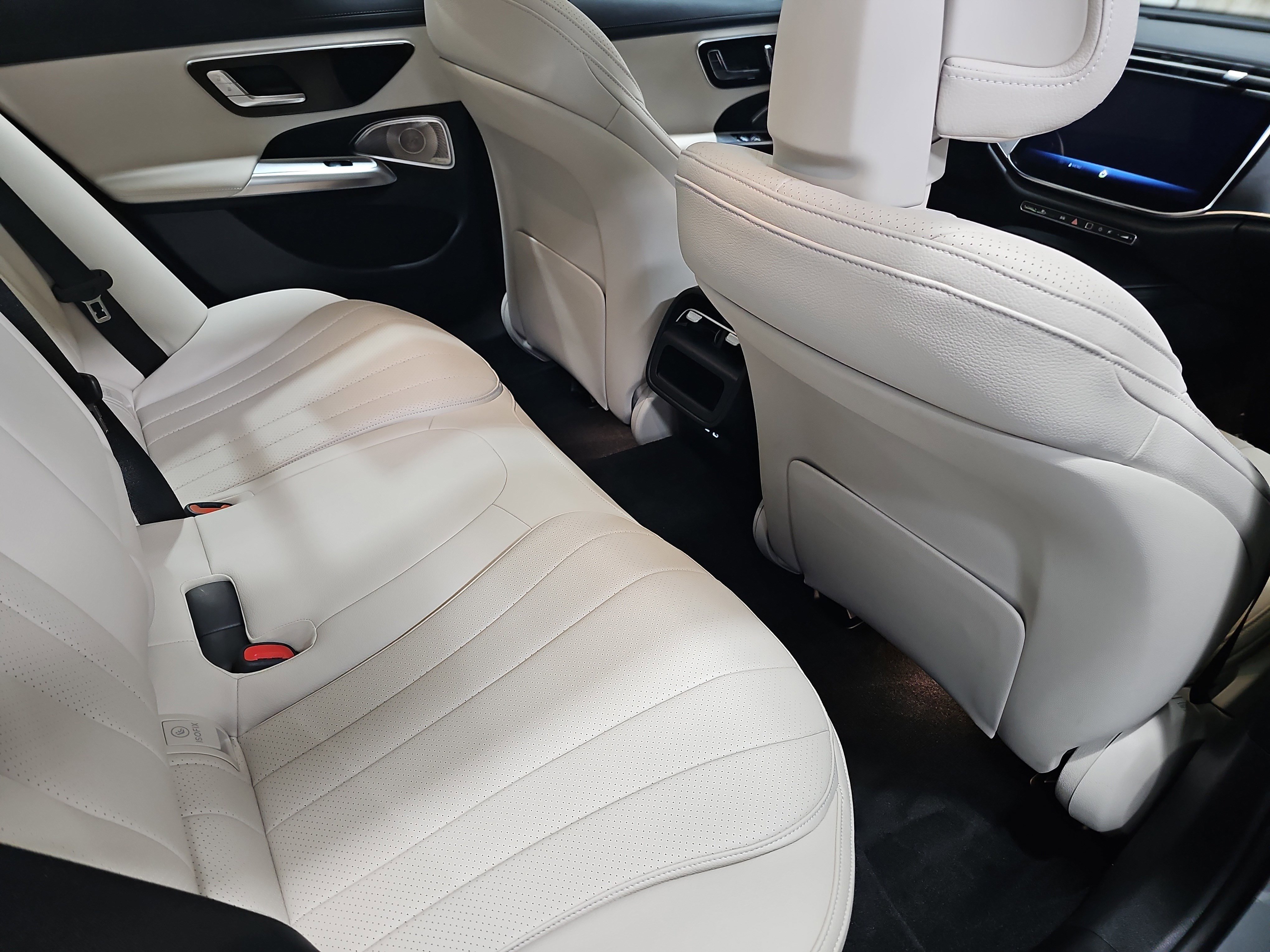 Certified 2026 Mercedes-Benz E 450 4MATIC All-Terrain Wagon image 12
