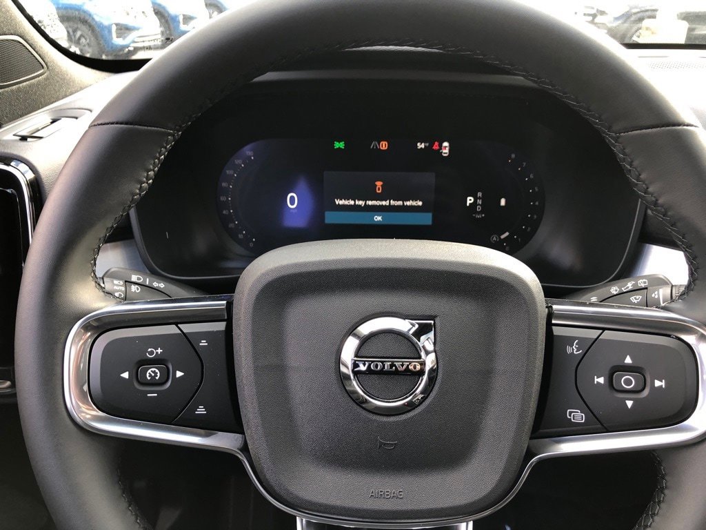 New 2026 Volvo XC40 B5 Ultra w/ Protection Package Premier AWD/4WD image 20