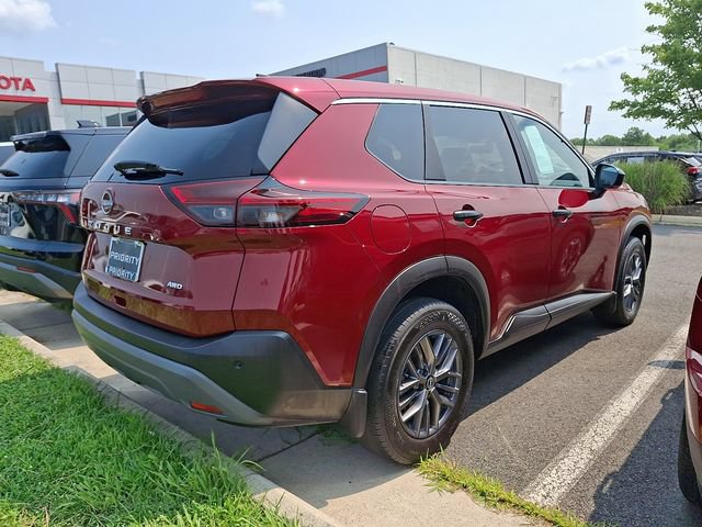 Used 2023 Nissan Rogue S AWD/4WD image 4