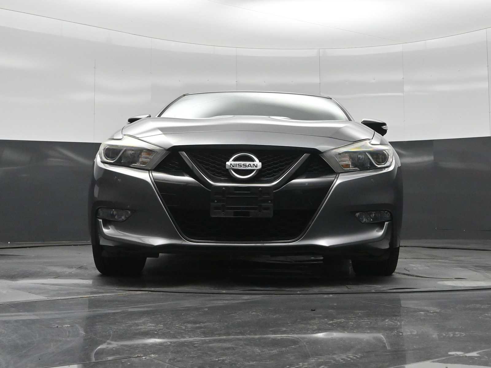 Used 2018 Nissan Maxima SR w/ Midnight Edition FWD image 25