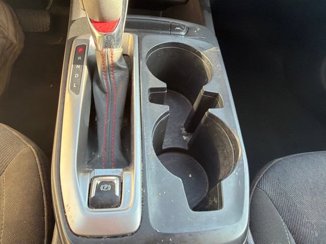Used 2024 Chevrolet Trax RS w/ Sunroof Package FWD image 31
