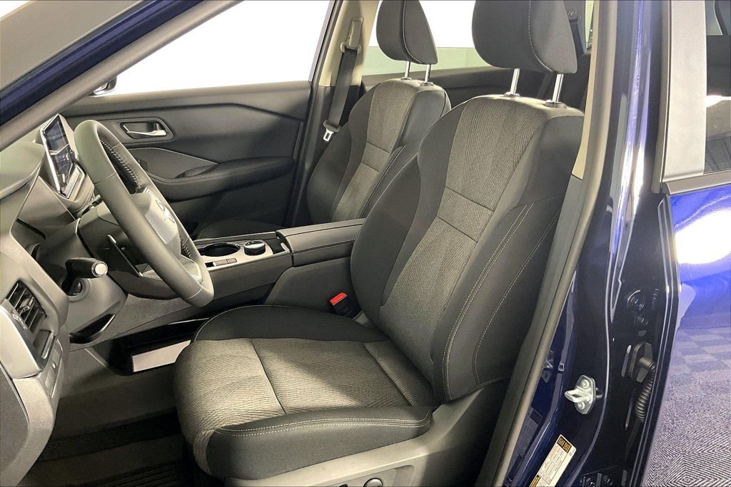 New 2026 Nissan Rogue SV AWD/4WD image 13