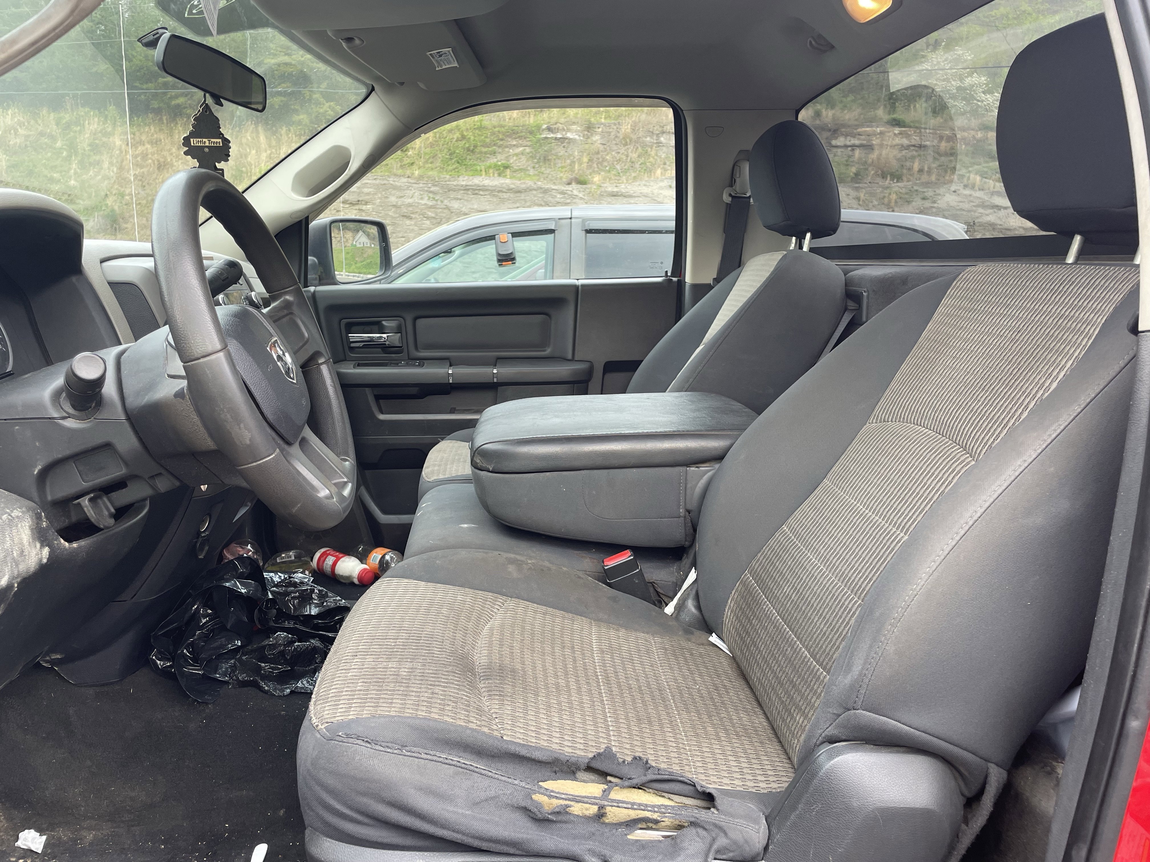 Used 2020 Dodge Grand Caravan SE FWD image 14