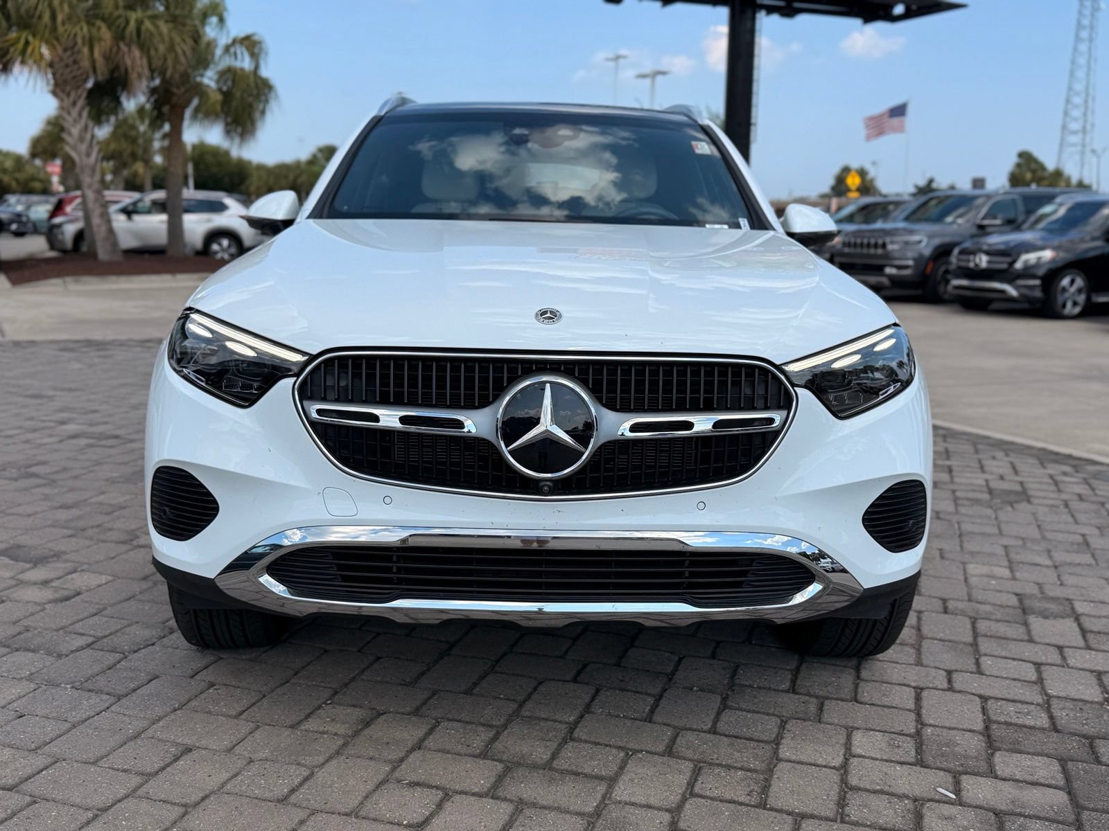Certified 2025 Mercedes-Benz GLC 300 image 6