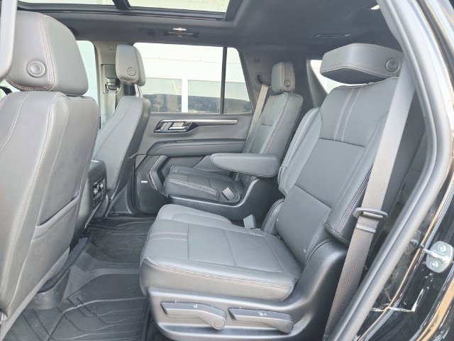Used 2025 Chevrolet Tahoe RST w/ Comfort Package AWD/4WD image 10