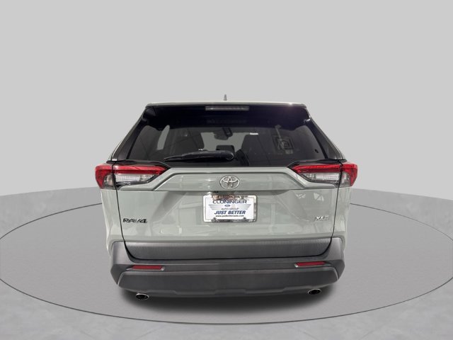 Used 2023 Toyota RAV4 XLE Premium FWD image 8