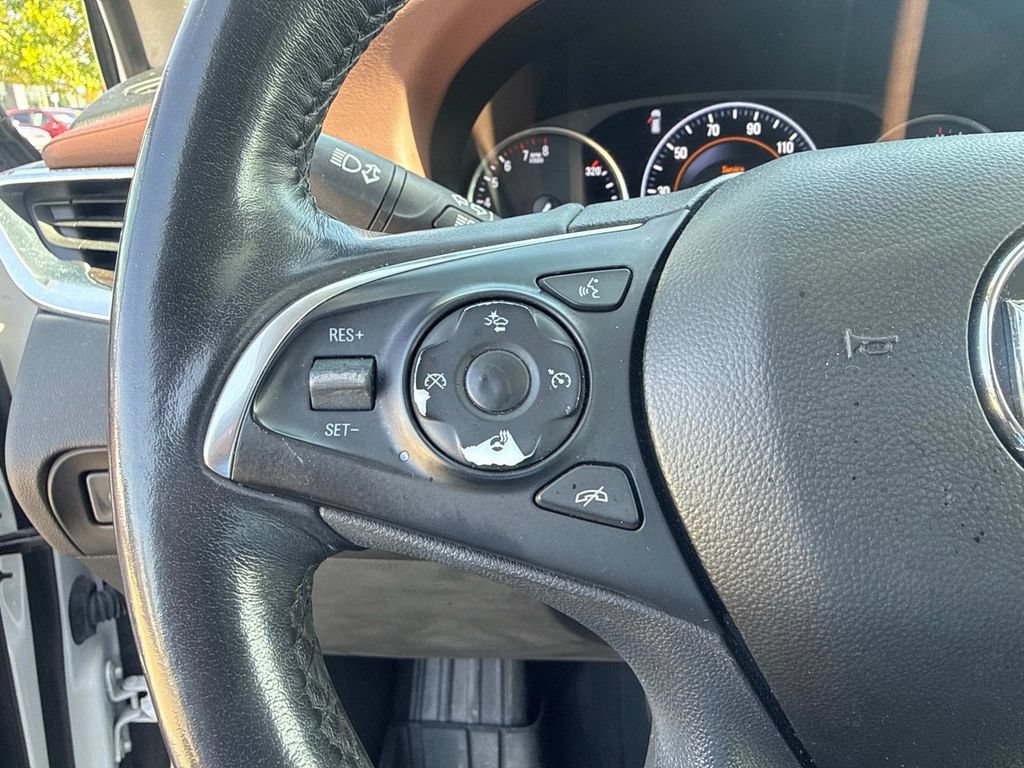 Used 2018 Buick Enclave Avenir w/ Avenir Technology Package FWD image 26