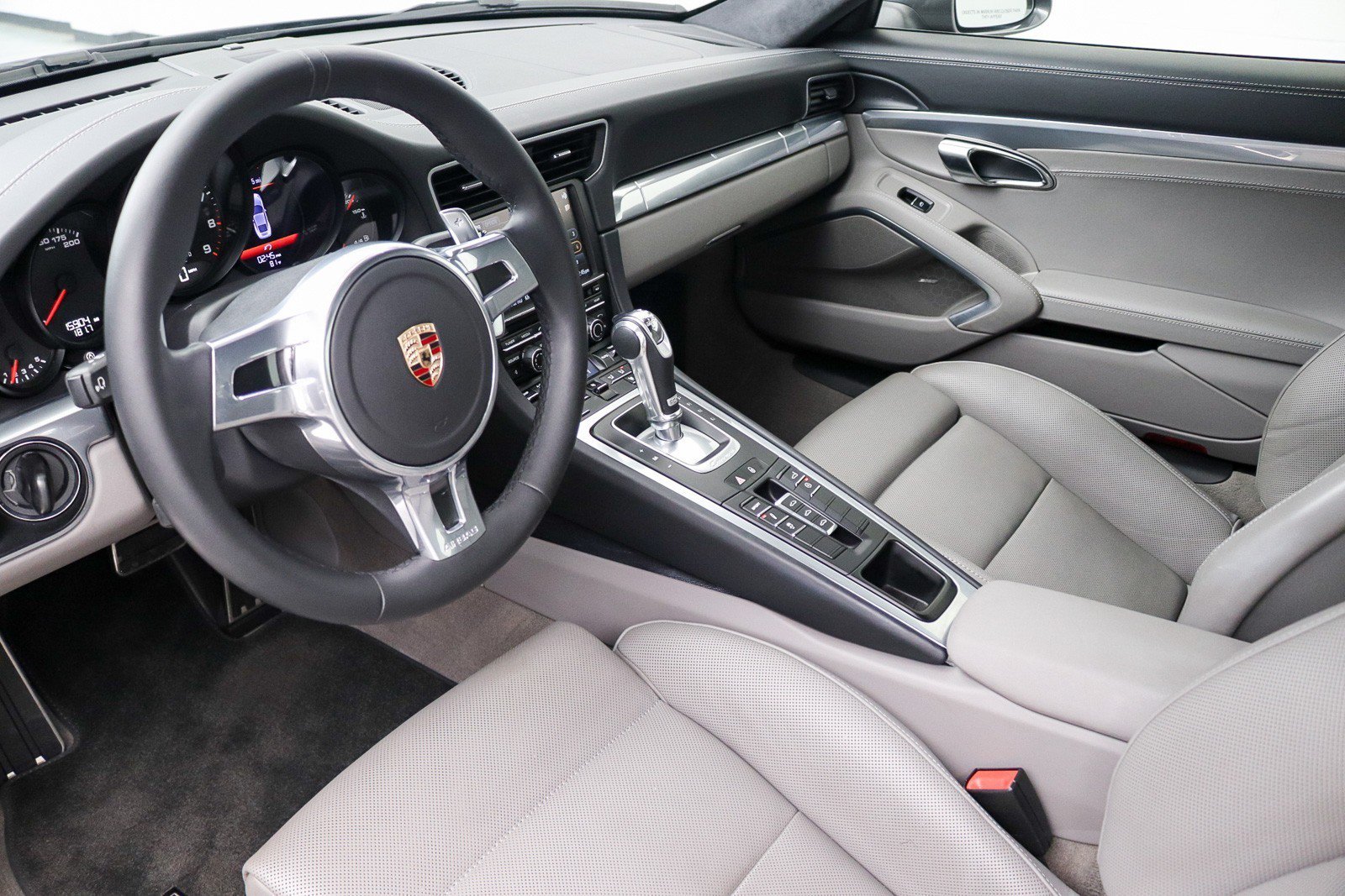Used 2012 Porsche 911 Carrera S RWD image 9