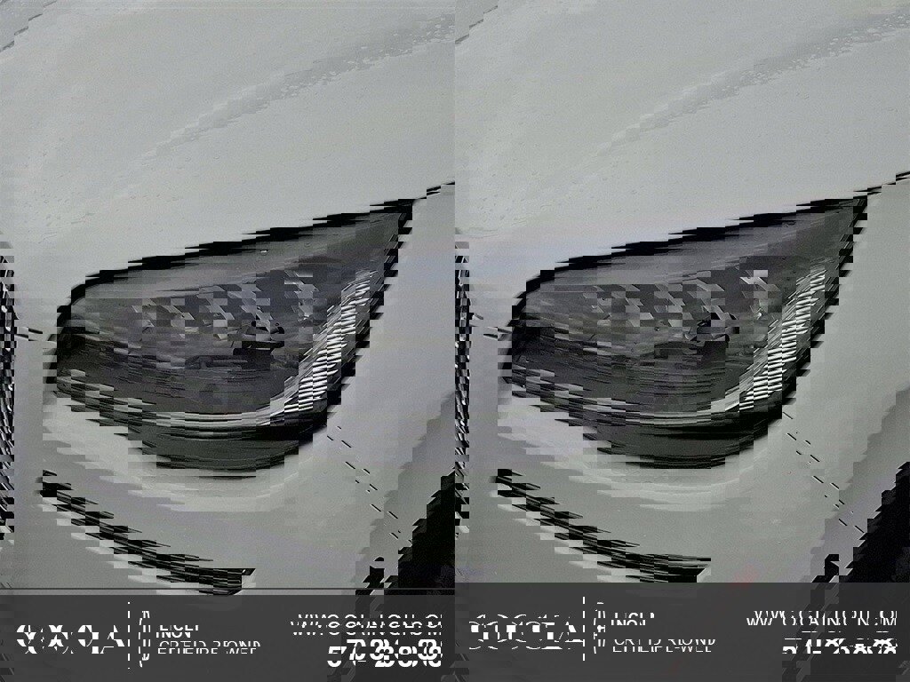 Certified 2023 Lincoln Aviator AWD w/ Premium Package image 9