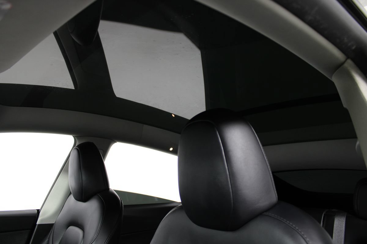 Used 2024 Tesla Model Y Performance AWD/4WD image 14
