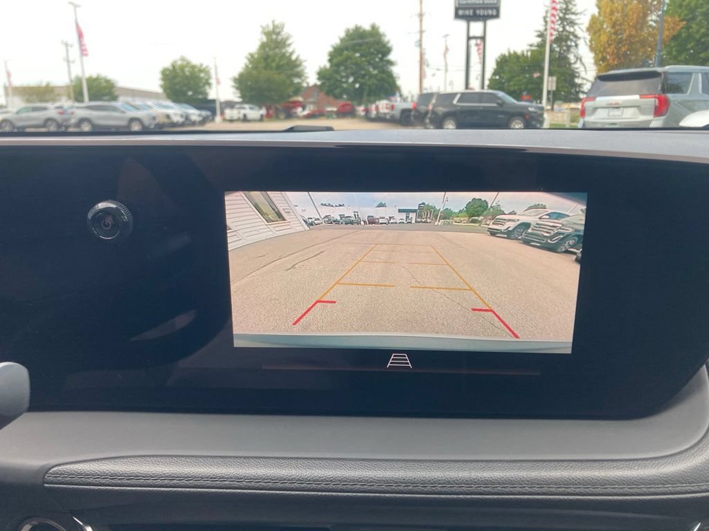 Used 2024 Buick Encore GX Preferred AWD/4WD image 29