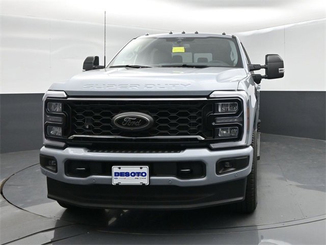 New 2026 Ford F350 Lariat image 3
