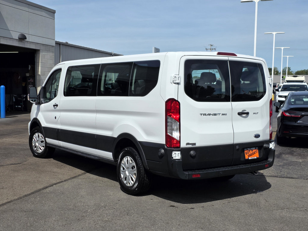 Used 2024 Ford Transit 350 XLT RWD image 4