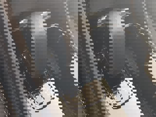 Used 2023 Volvo XC40 Recharge Ultimate w/ Protection Package Premier image 72