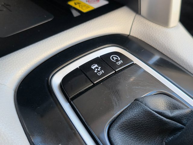 Used 2022 Toyota Corolla Cross LE image 31