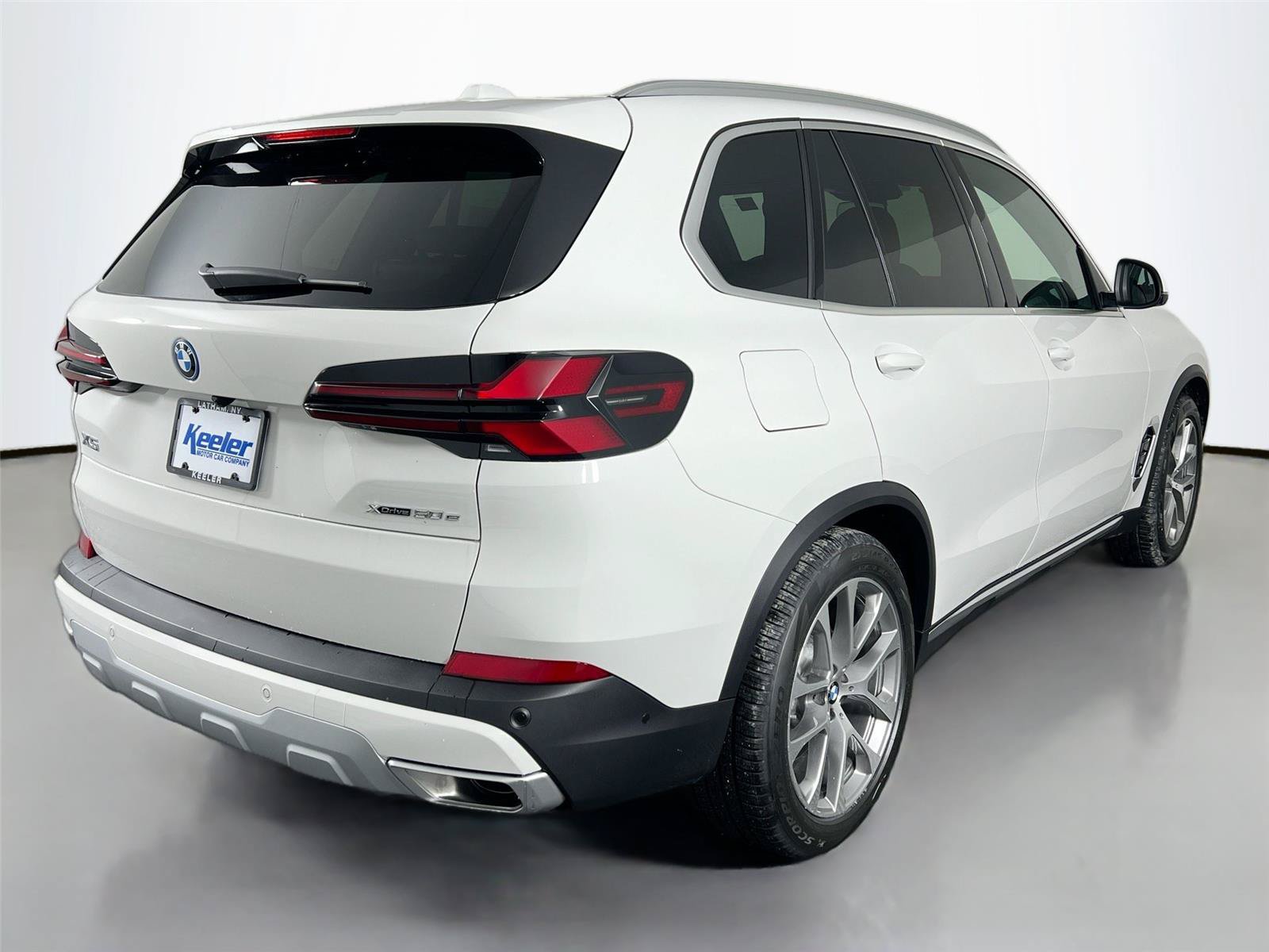 New 2026 BMW X5 xDrive50e AWD/4WD image 6