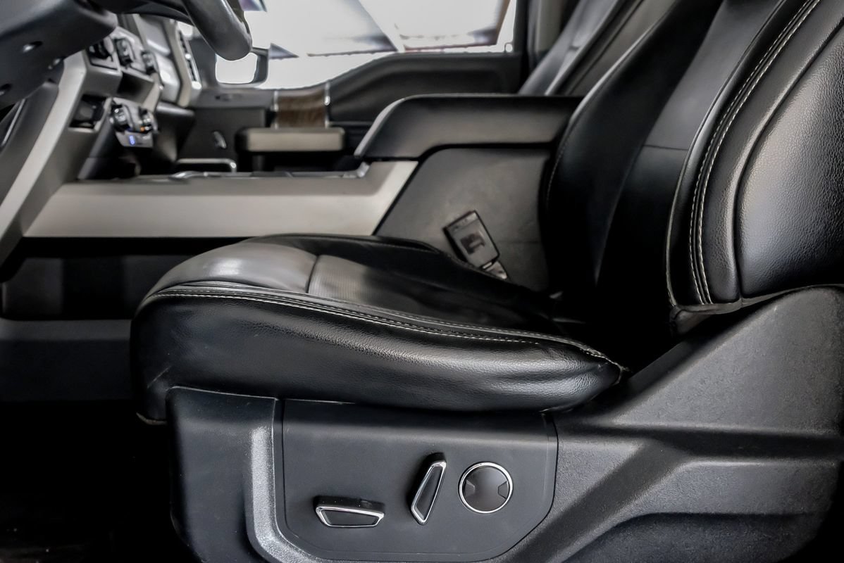 Used 2019 Ford F250 Lariat w/ Lariat Ultimate Package AWD/4WD image 30