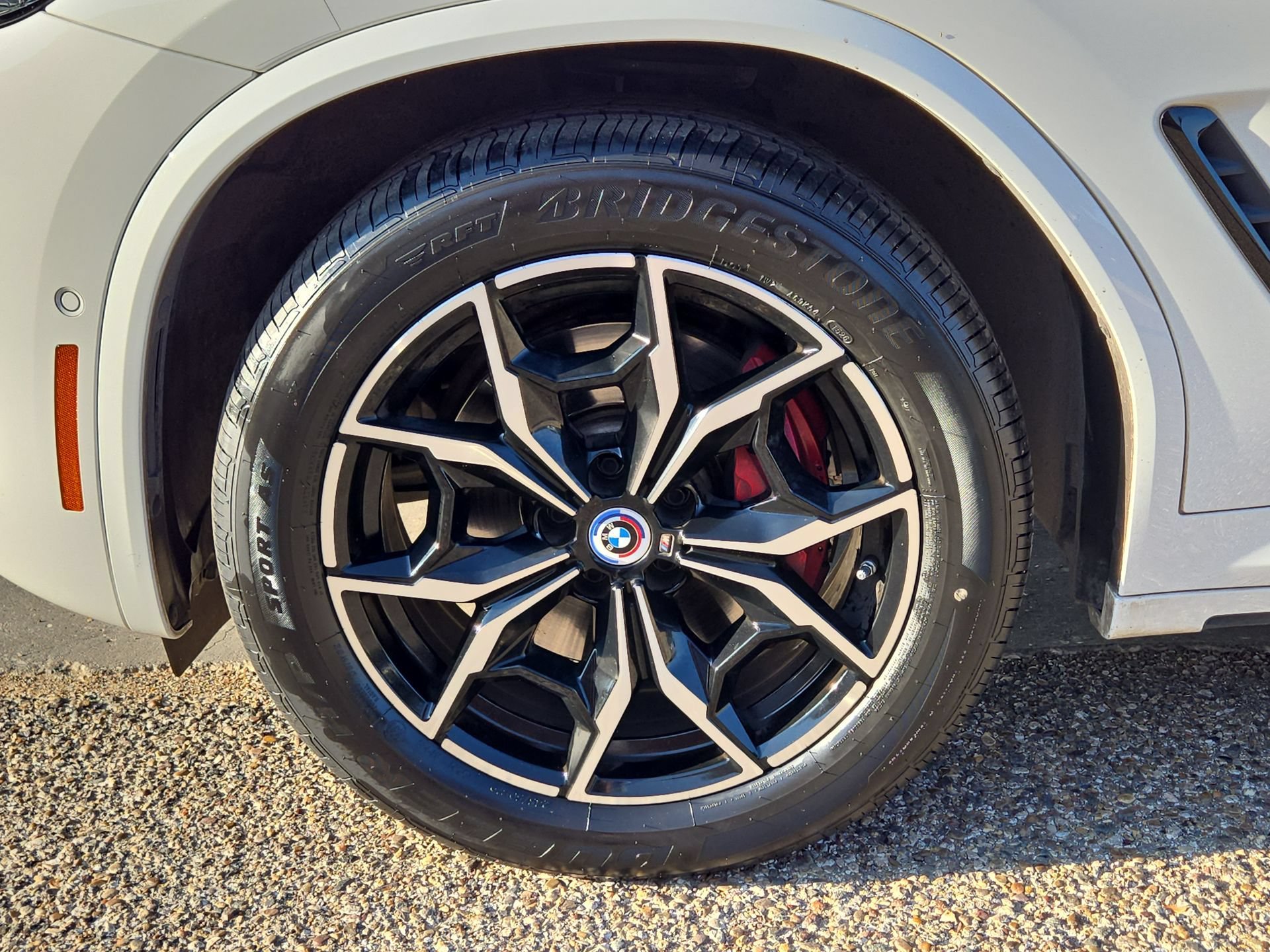 Used 2023 BMW X4 M40i AWD/4WD image 11