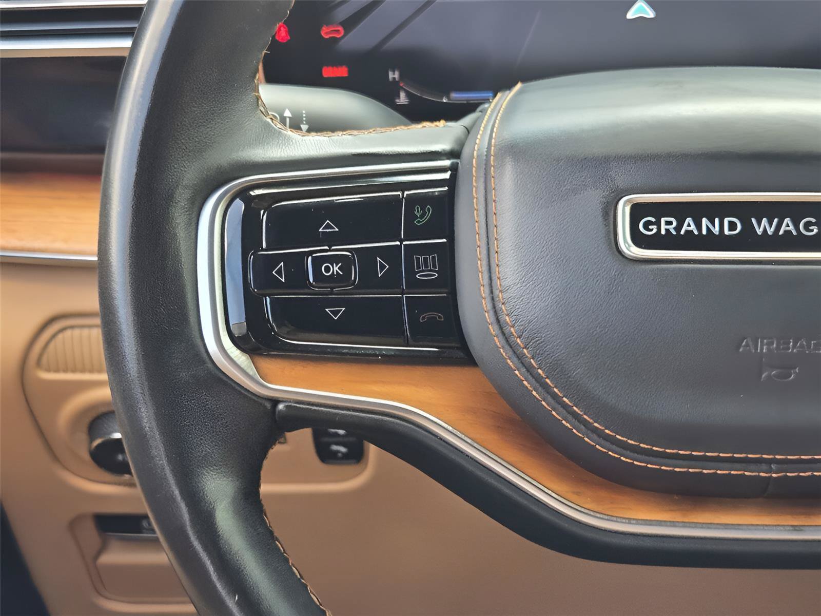 Used 2022 Jeep Grand Wagoneer Series III w/ Flexible Seating Group AWD/4WD image 26