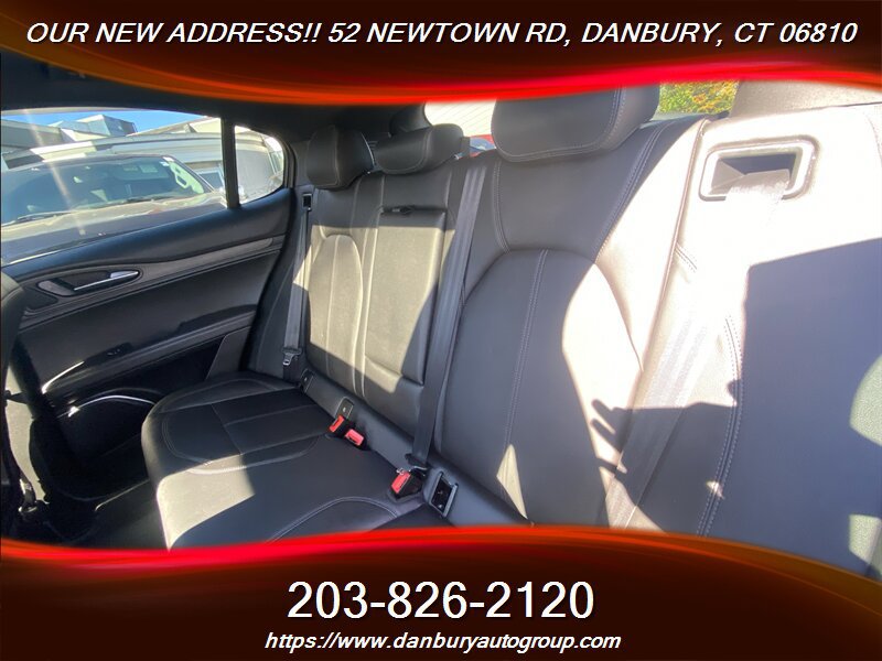 Used 2023 Alfa Romeo Stelvio Ti AWD/4WD image 23