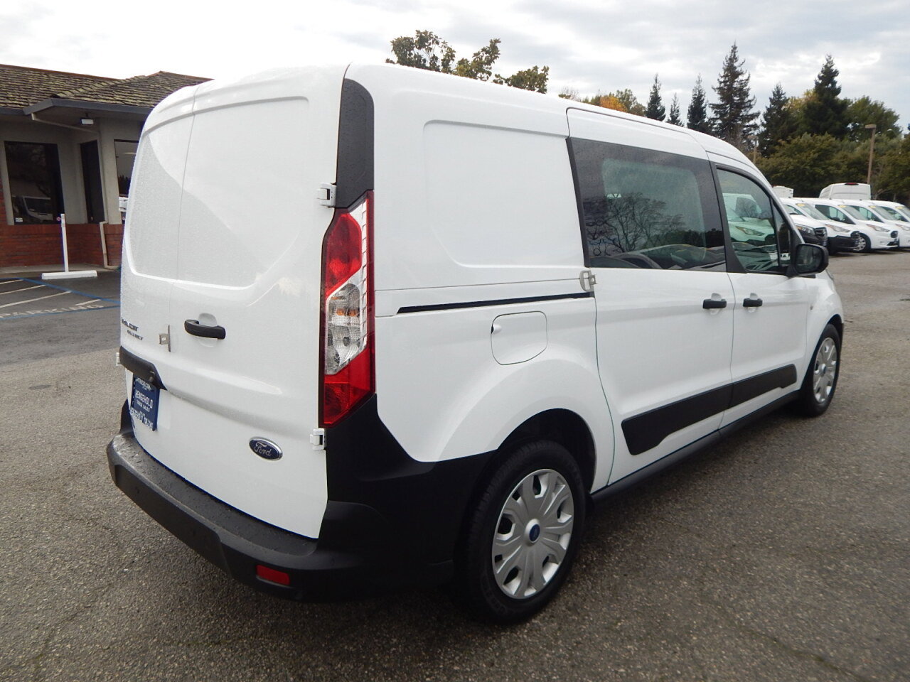 Used 2022 Ford Transit Connect XL image 8