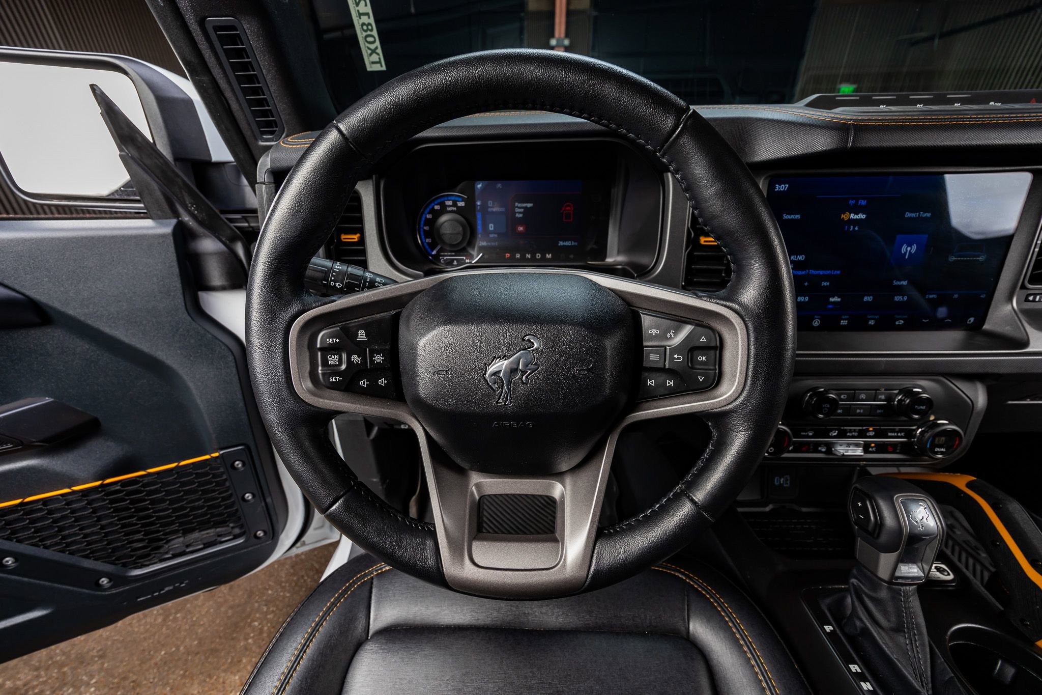 Used 2024 Ford Bronco Badlands image 19