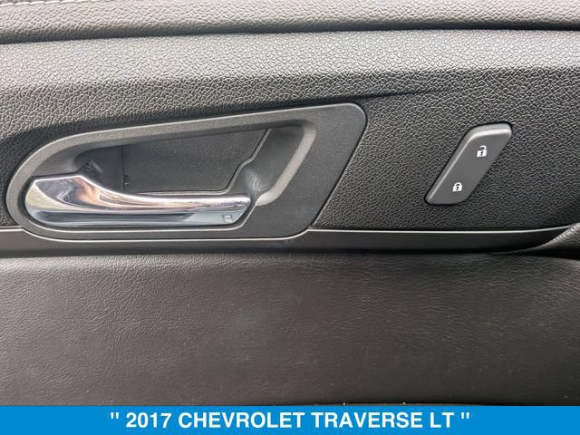 Used 2017 Chevrolet Traverse LT AWD/4WD image 11