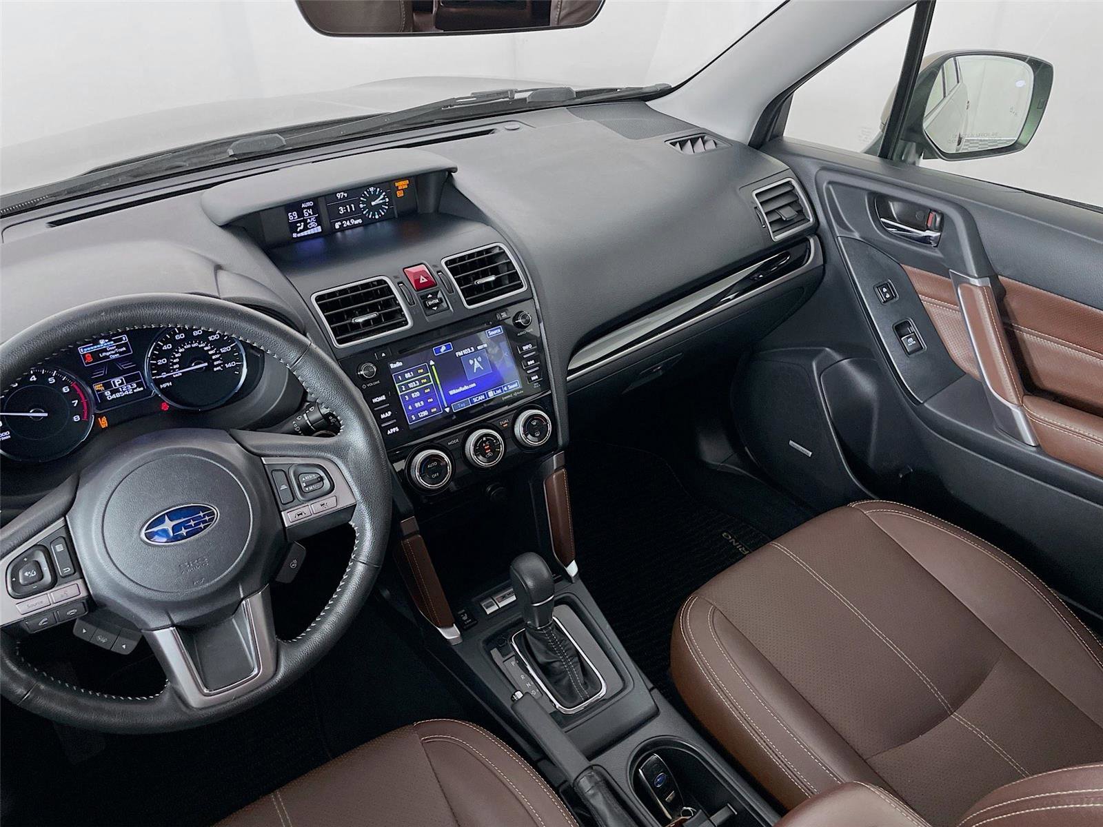 Used 2017 Subaru Forester 2.5i Touring AWD/4WD image 27