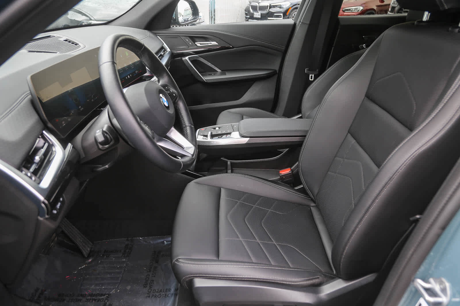 Used 2025 BMW X2 xDrive28i w/ Convenience Package image 13