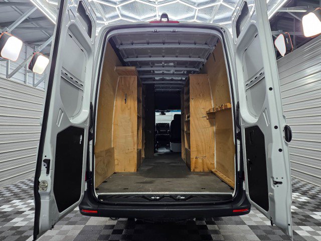 Used 2019 Mercedes-Benz Sprinter 3500 image 11