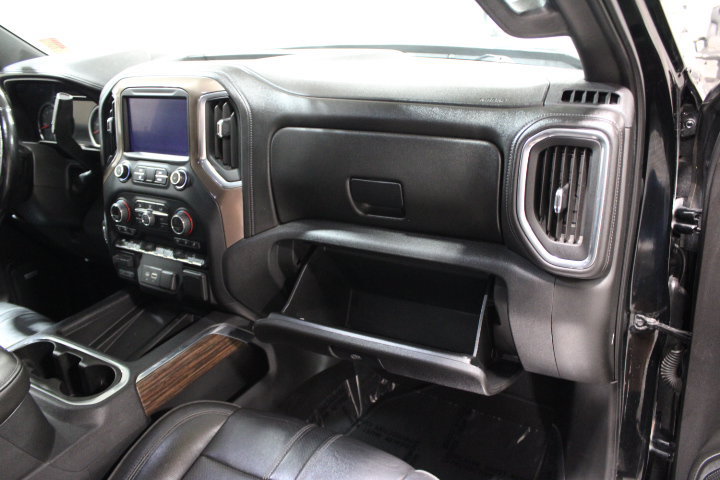 Used 2019 Chevrolet Silverado 1500 High Country w/ Technology Package AWD/4WD image 28