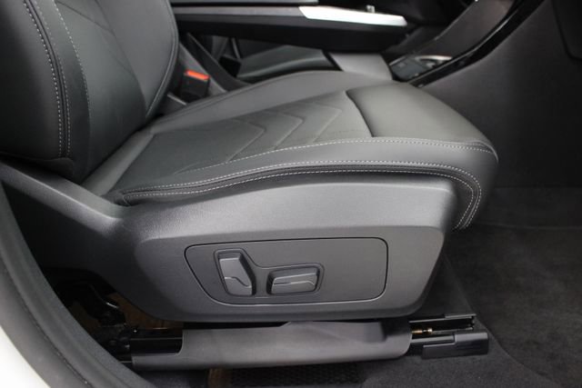 Used 2025 BMW X2 xDrive28i w/ Convenience Package AWD/4WD image 52