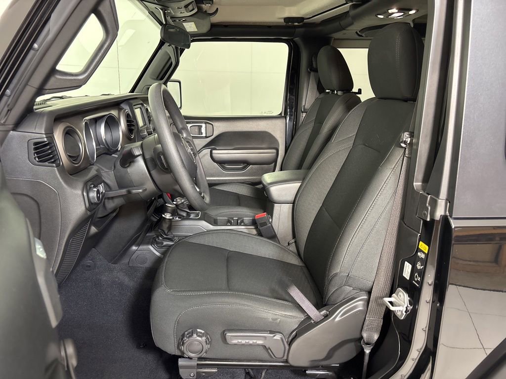 Used 2020 Jeep Wrangler Sport image 14
