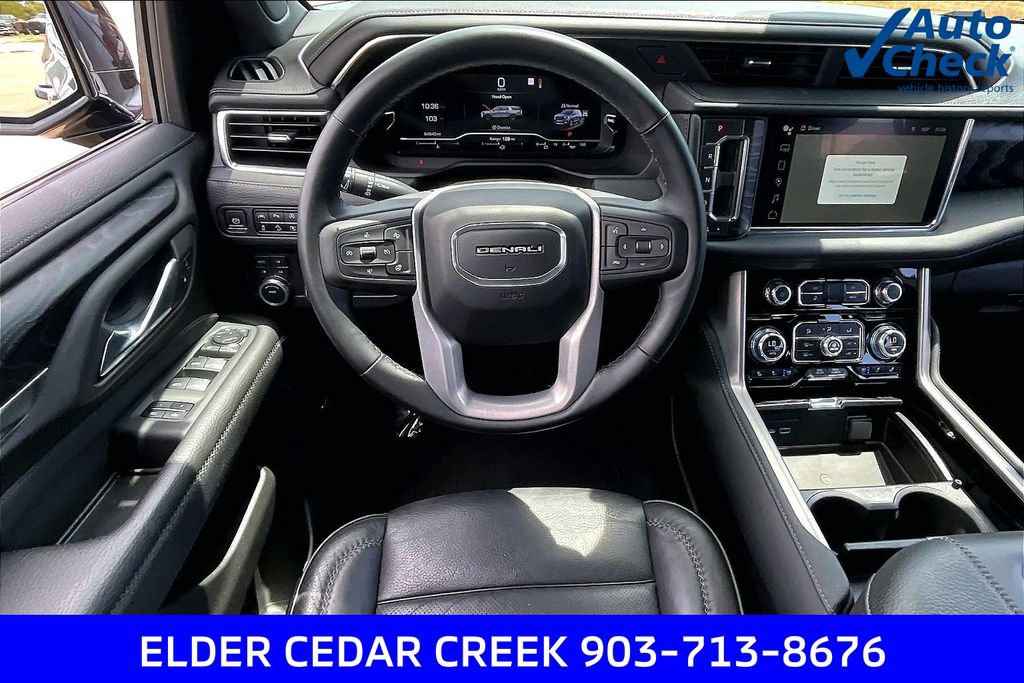Used 2023 GMC Yukon Denali AWD/4WD image 6