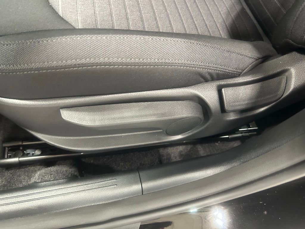 New 2026 Kia K5 LXS image 10