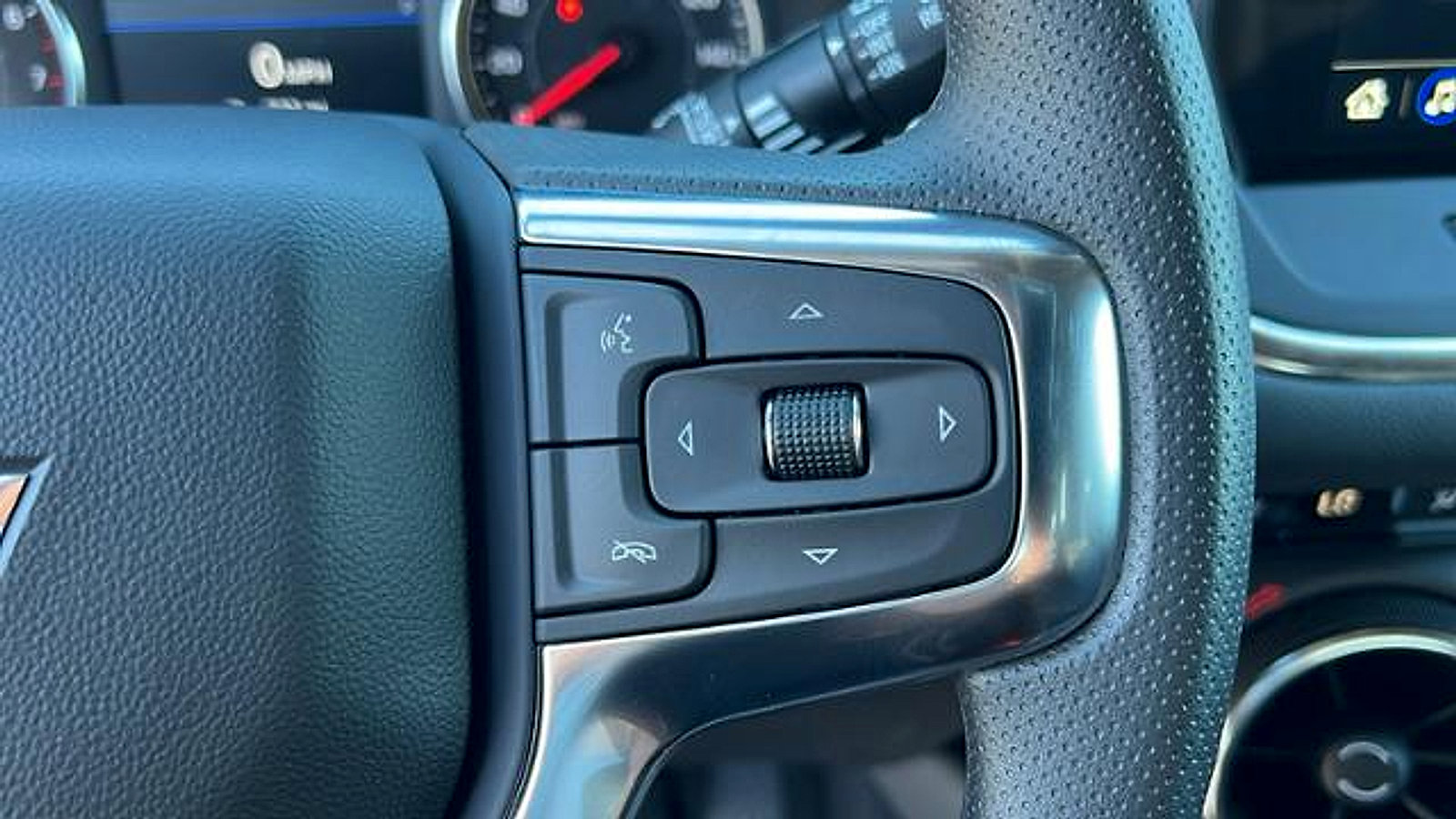 New 2026 Chevrolet Blazer LT w/ Convenience Package image 25