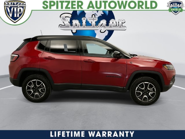 New 2026 Jeep Compass Trailhawk AWD/4WD image 11