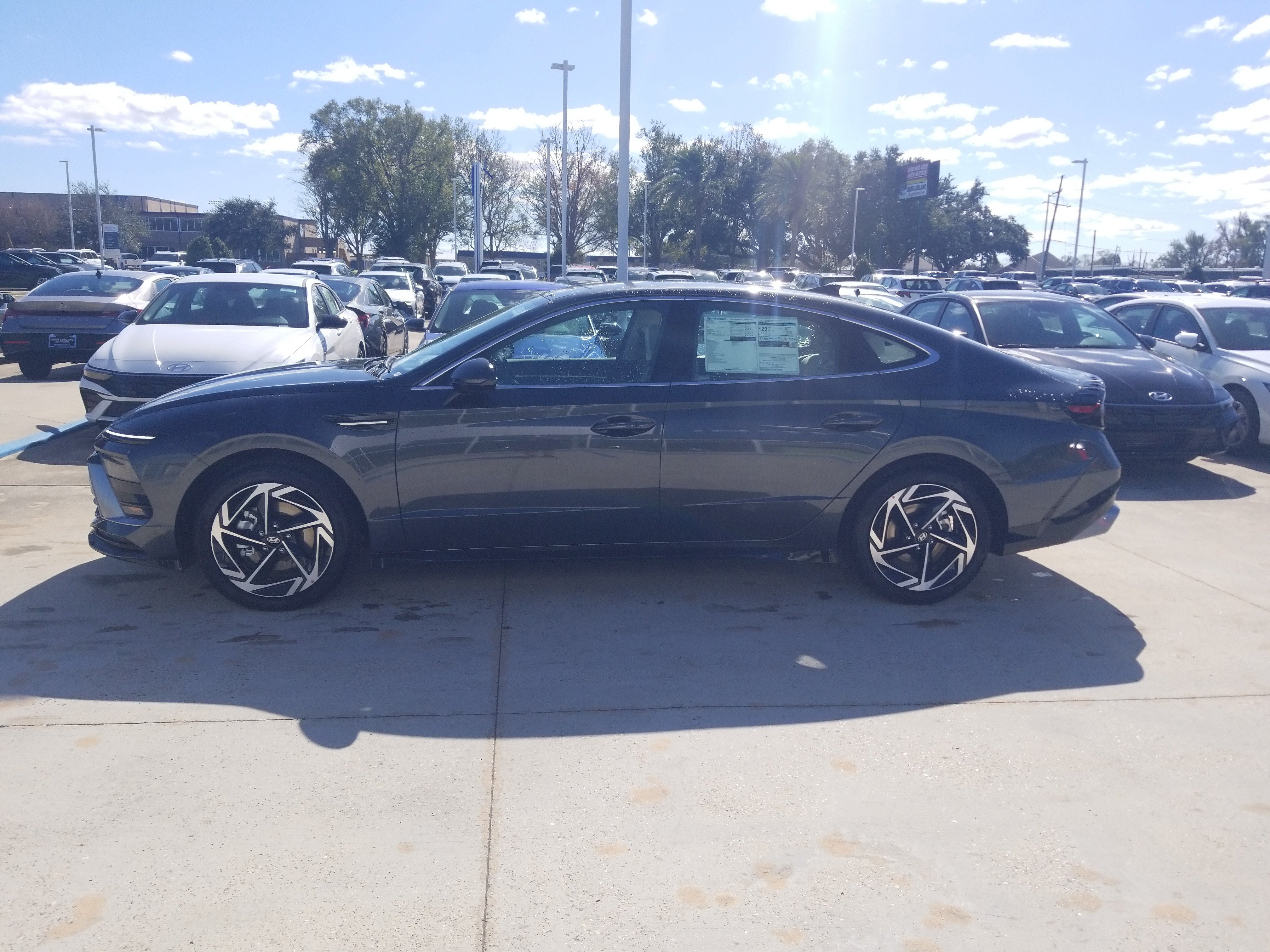 New 2026 Hyundai Sonata SEL FWD image 4