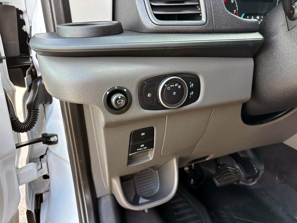 Used 2025 Ford Transit 250 Low Roof w/ Exterior Upgrade Package RWD image 10