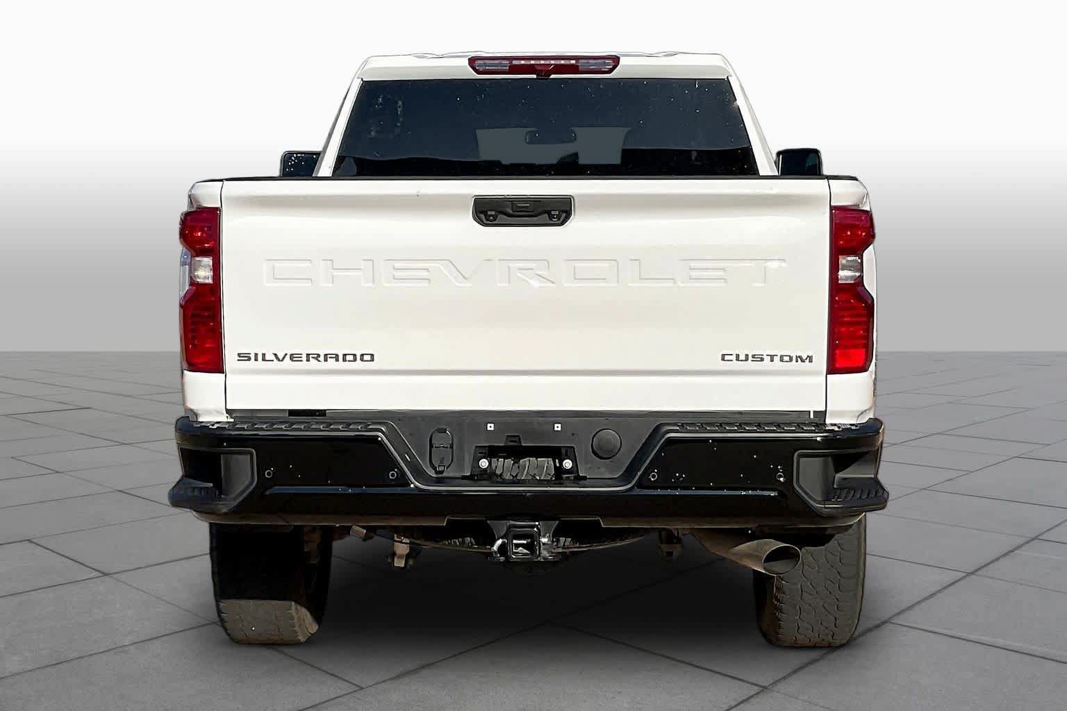 Used 2025 Chevrolet Silverado 2500 Custom w/ Custom Value Package AWD/4WD image 5