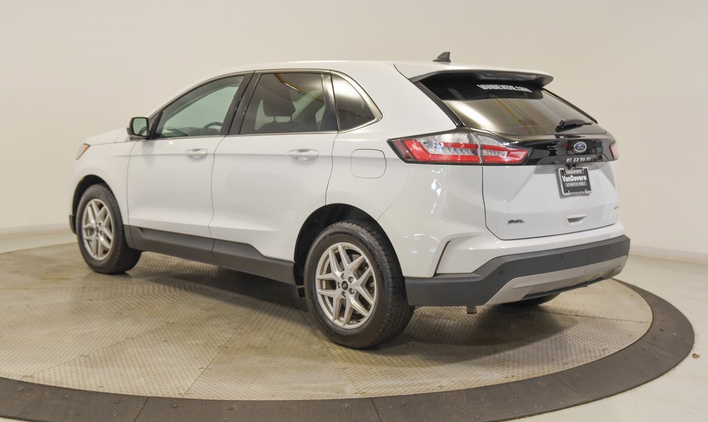 Used 2024 Ford Edge SEL image 10