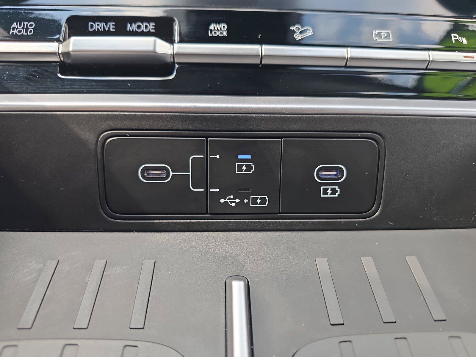 Certified 2026 Hyundai Santa Fe SE AWD/4WD image 26