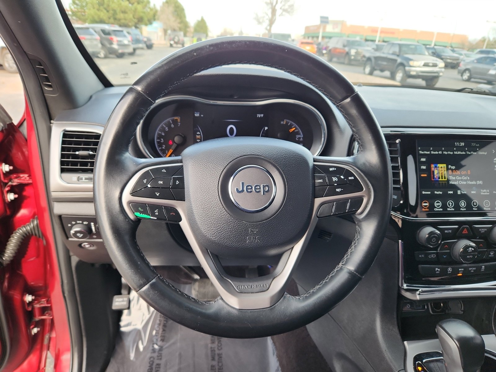 Used 2019 Jeep Grand Cherokee Laredo w/ 18" Wheel & 8.4" Radio Group image 9