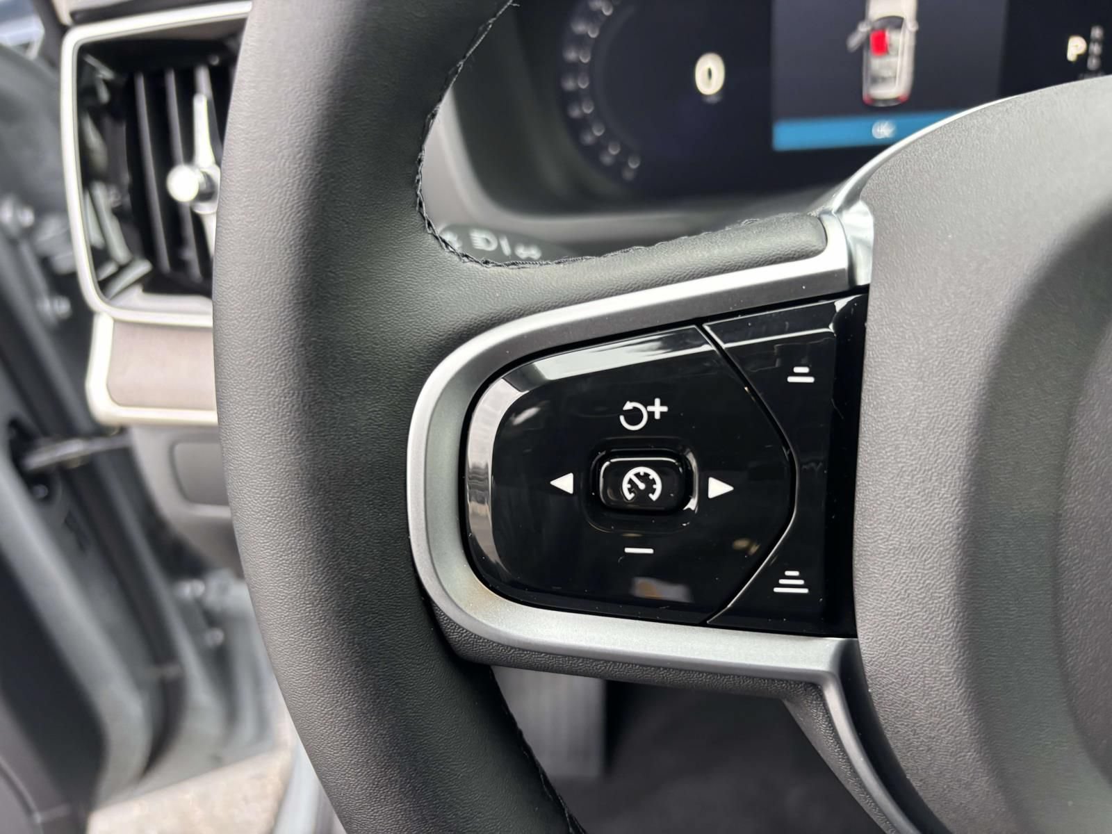 New 2026 Volvo XC90 B6 Ultra w/ Protection Package AWD/4WD image 18