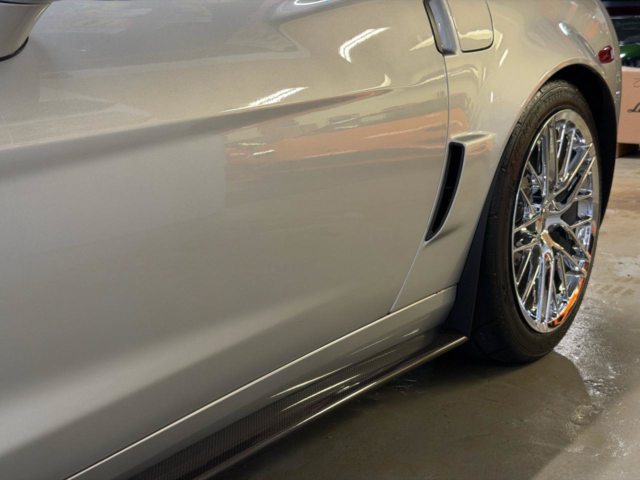 Used 2011 Chevrolet Corvette ZR1 w/ Preferred Equipment Group RWD image 18