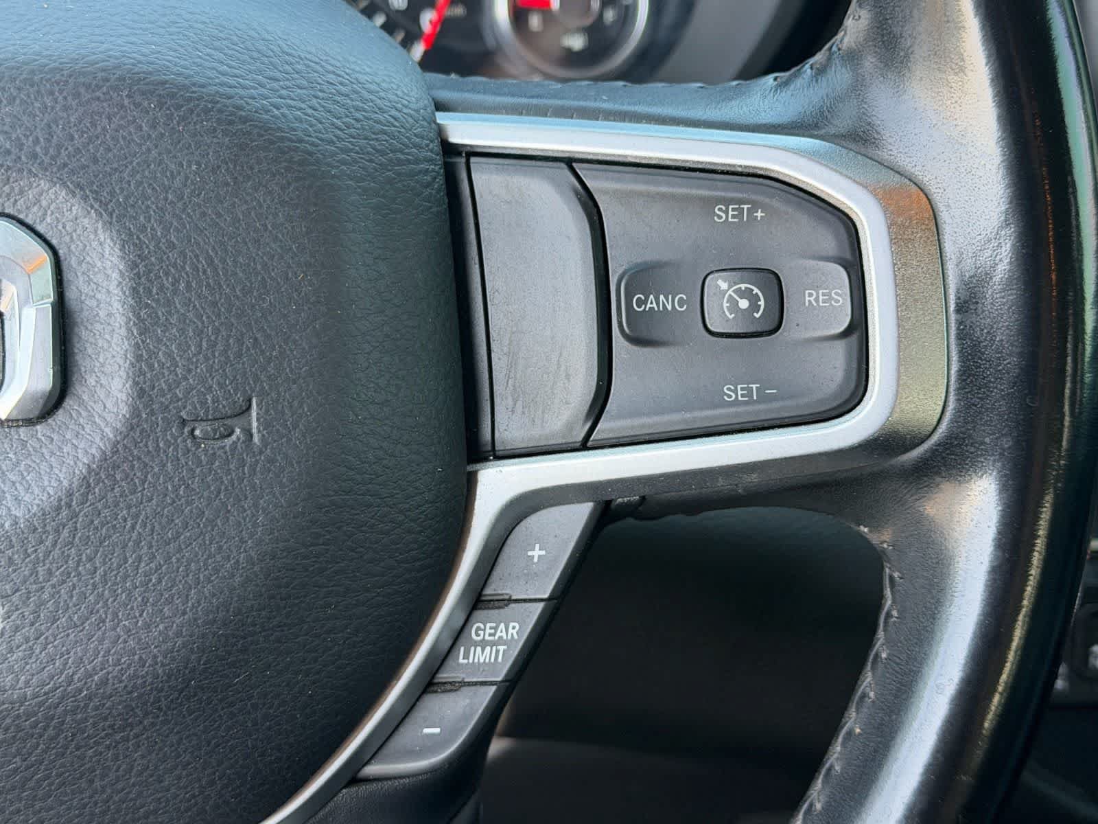 Used 2019 RAM 1500 Big Horn AWD/4WD image 34