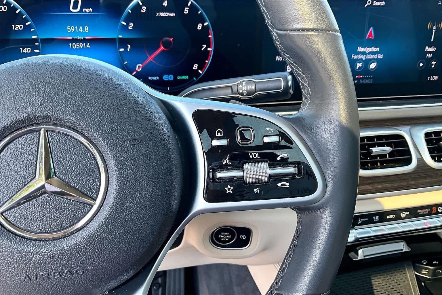 Used 2020 Mercedes-Benz GLS 450 4MATIC image 25