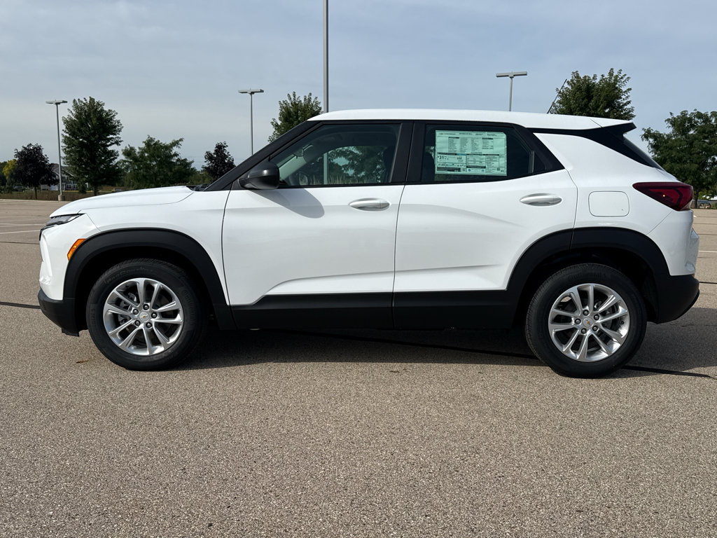 New 2026 Chevrolet TrailBlazer LS w/ LS Confidence Package FWD image 2