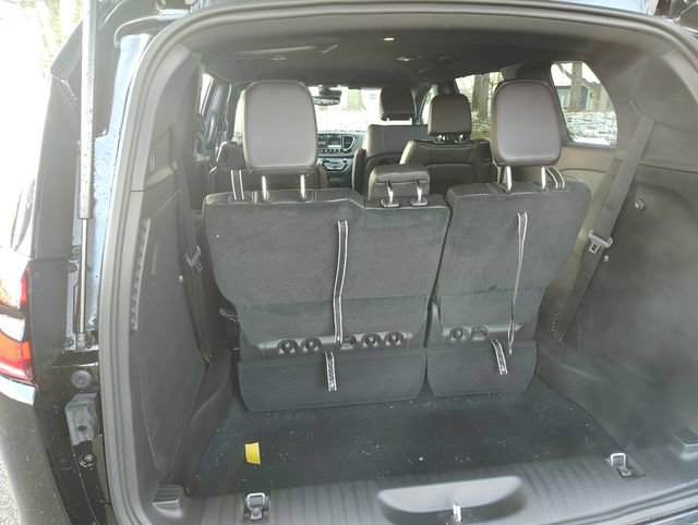 New 2026 Chrysler Pacifica Select w/ S Appearance Package FWD image 34