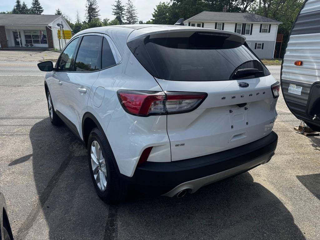 Used 2022 Ford Escape SE w/ Convenience Package AWD/4WD image 4